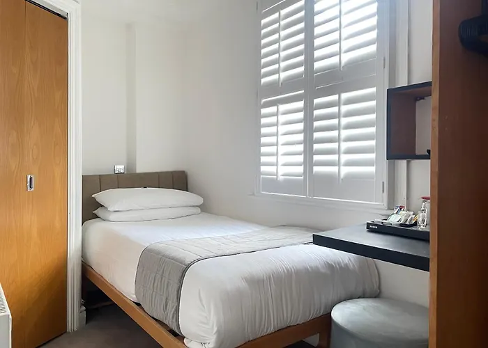 Hotel 63 London